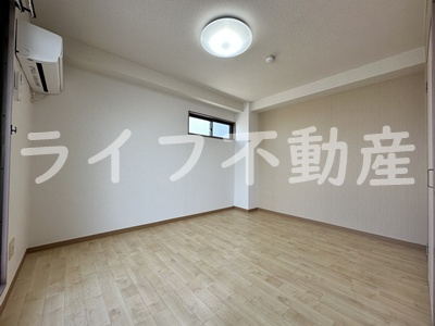 センチュリーロイヤル小阪の居間・リビング|こちらの居間で趣味の時間をお楽しみください