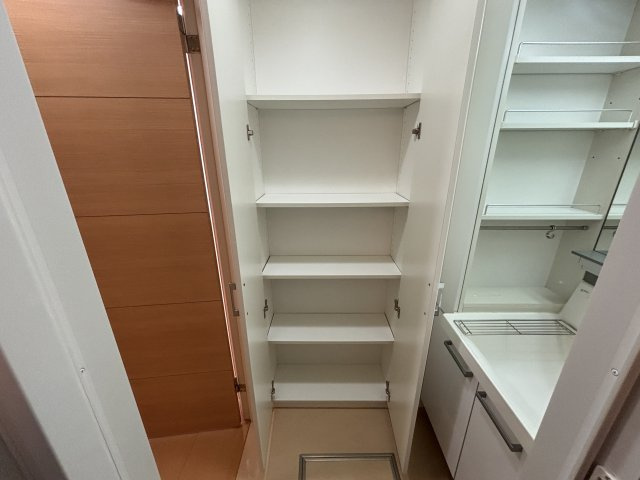 ガーデンハウス柿の木坂の収納