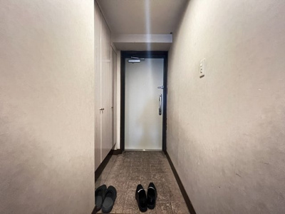 【玄関】 | 千葉市若葉区東寺山町　エステスクエア千葉B　和室付き4LDK