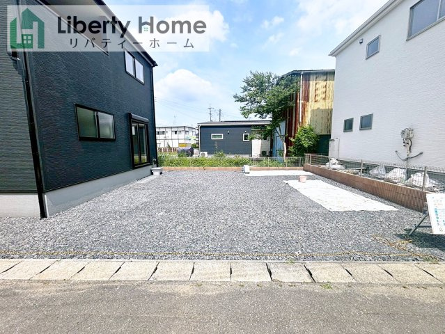 第1下妻市下妻丁　新築戸建　1号棟の駐車場