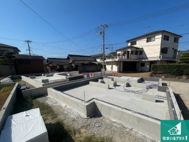 泉佐野市上瓦屋　第1期　新築一戸建ての外観|現在建築中！落ち着いた街並みで新生活を始めることが出来そう！周辺の物件も併せてご紹介させて頂きます！