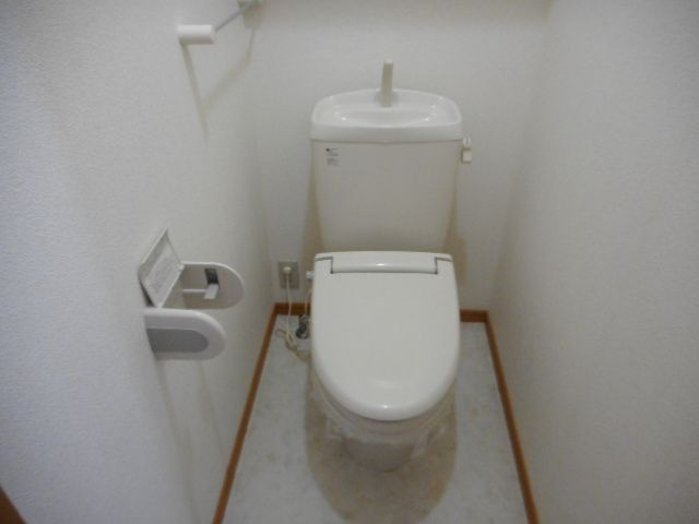 グラシオッソのトイレ|ゆったりとした空間のトイレです