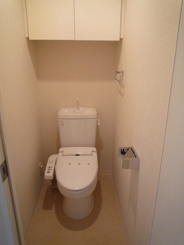 新品家具付きマンション中丸町6(KaGood東京)のトイレ
