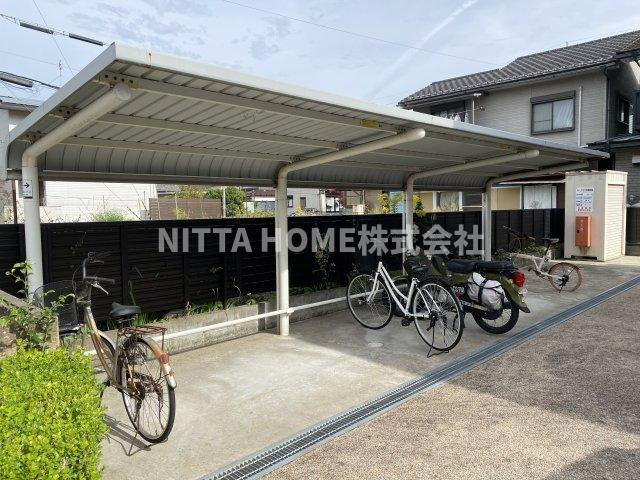 ユーフォルビアのその他共用部分|屋根付きの駐輪場がついています☆彡