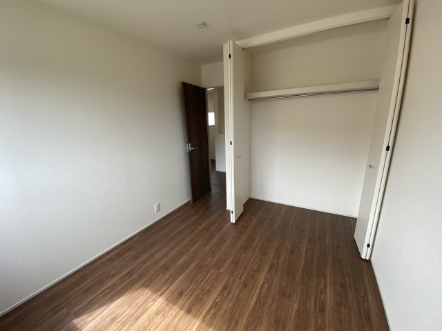 【いわき市平城東１丁目／10号棟】　◆広々1835帖LDK♪の収納|同施工◆収納スペースの写真です◆　十分な広さがあるので収納には困りませんね♪　