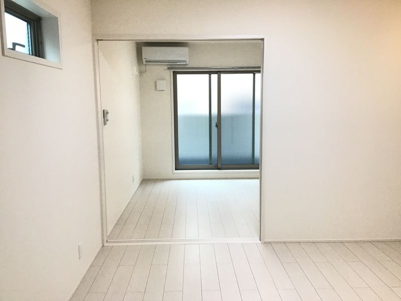 フジパレス遠里小野Ⅵ番館の居間・リビング