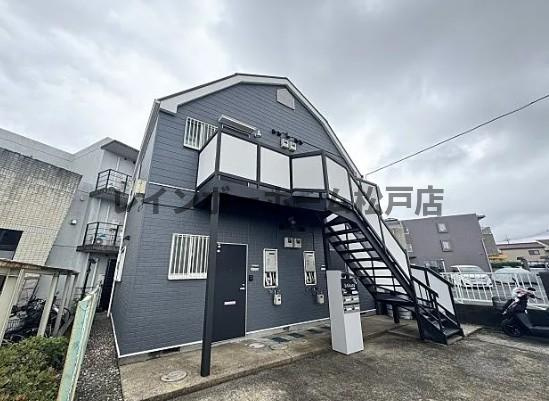 Ｓａｋｕｒａ矢切駅前の外観