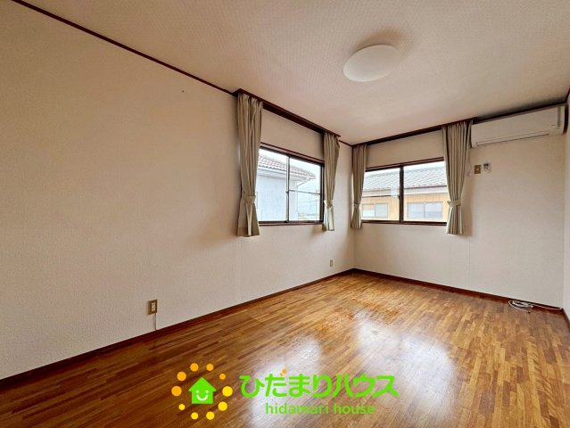 加須市馬内　中古一戸建ての洋室