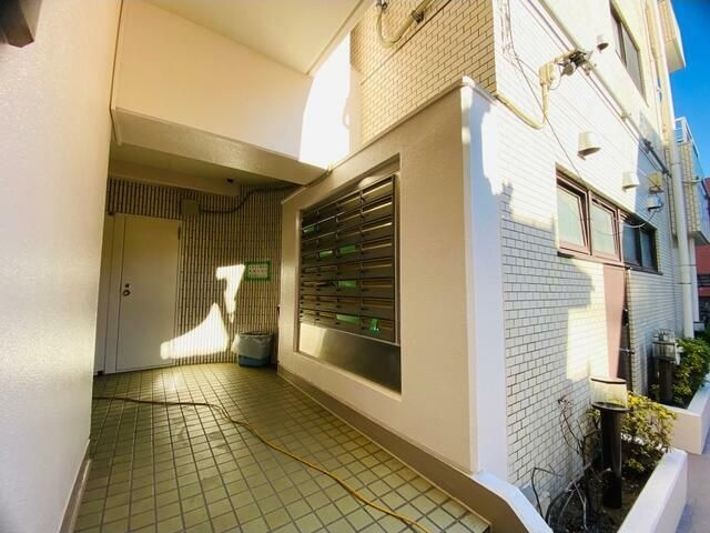 グランベール２号館のエントランス