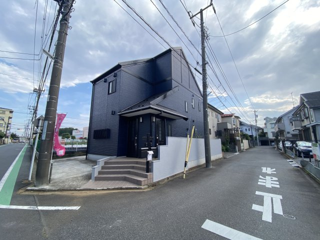 東村山市恩多町　二世帯住宅の前面道路含む現地写真