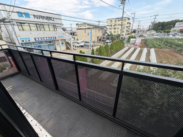 東村山市恩多町　二世帯住宅のバルコニー