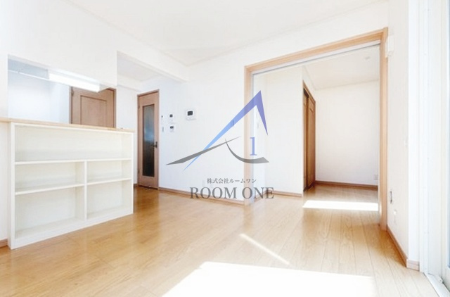 ＢＯＮＨＥＵＲの居間・リビング|洋室のお部屋です。