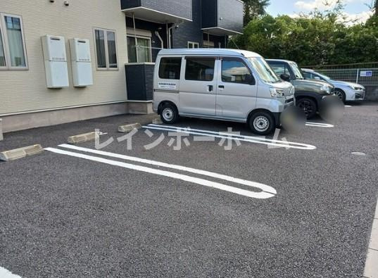 クアトロ・アロースの駐車場