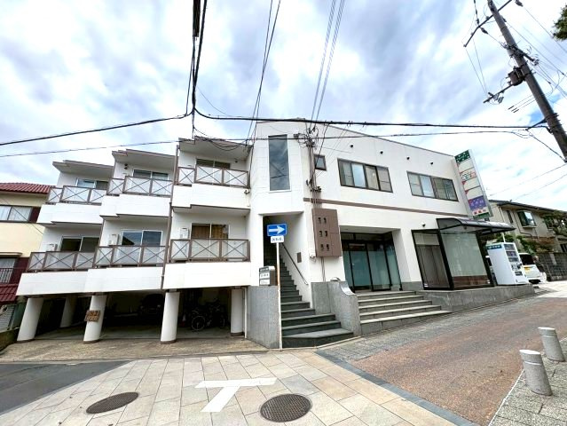 新栄プロパティー藤井寺の外観