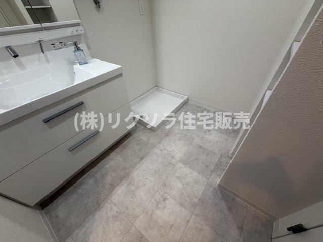ルネヒューマンズガーデン枚方の脱衣所|■物件内覧・資金計画相談・住宅ローン相談、リフォーム相談、お問合せ受付中■
※当日・翌日のご内覧、ご相談はお電話でのお問合せがスムーズです！