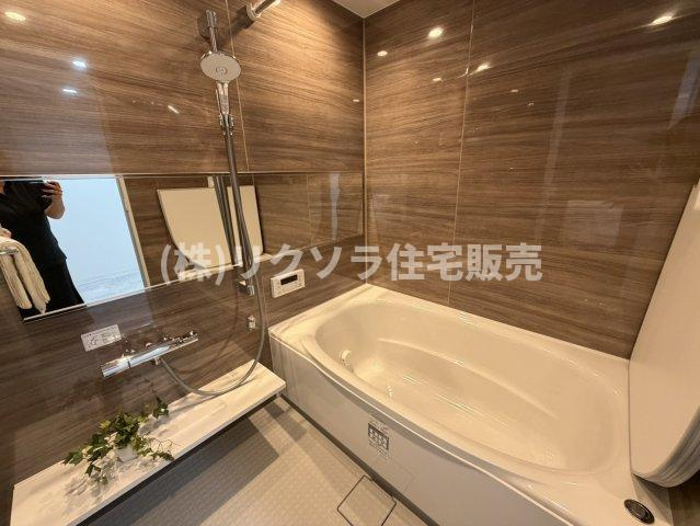 ルネヒューマンズガーデン枚方の浴室|浴室乾燥機・オートバス機能付き
■物件内覧・資金計画相談・住宅ローン相談、リフォーム相談、お問合せ受付中■
※当日・翌日のご内覧、ご相談はお電話でのお問合せがスムーズです！
