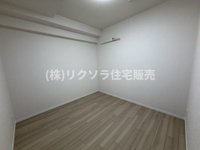 ルネヒューマンズガーデン枚方の子供部屋|洋室5.0帖
■物件内覧・資金計画相談・住宅ローン相談、リフォーム相談、お問合せ受付中■
※当日・翌日のご内覧、ご相談はお電話でのお問合せがスムーズです！