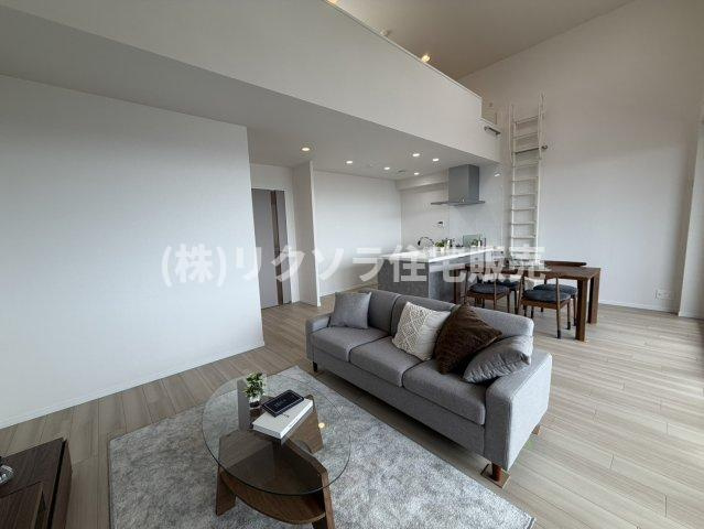 ルネヒューマンズガーデン枚方のキッチン|LDK19.4帖
■物件内覧・資金計画相談・住宅ローン相談、リフォーム相談、お問合せ受付中■
※当日・翌日のご内覧、ご相談はお電話でのお問合せがスムーズです！