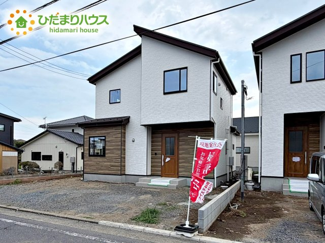 【外観】 | 水戸市吉沢町5期　新築戸建　2号棟 | 閑静な住宅地なので、静かな環境で暮らしやすいですね。