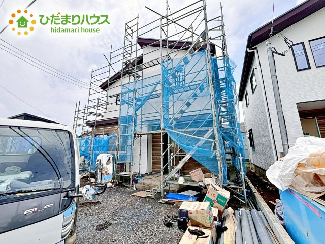 【外観】 | 水戸市吉沢町5期　新築戸建　2号棟 | 陽当たりが良いので、日中の照明を利用しなくてよいため、光熱費の節約にもつながります。
