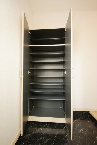スピーリアBの収納