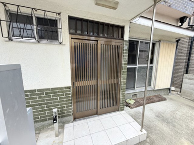 【エントランス】 | 高鷲9丁目戸建