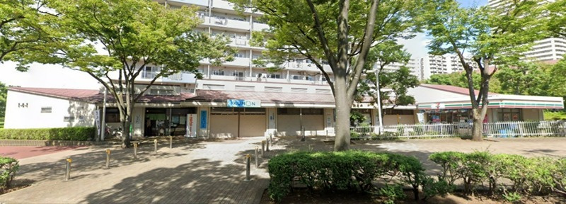 小松川パークマンション1号棟の外観