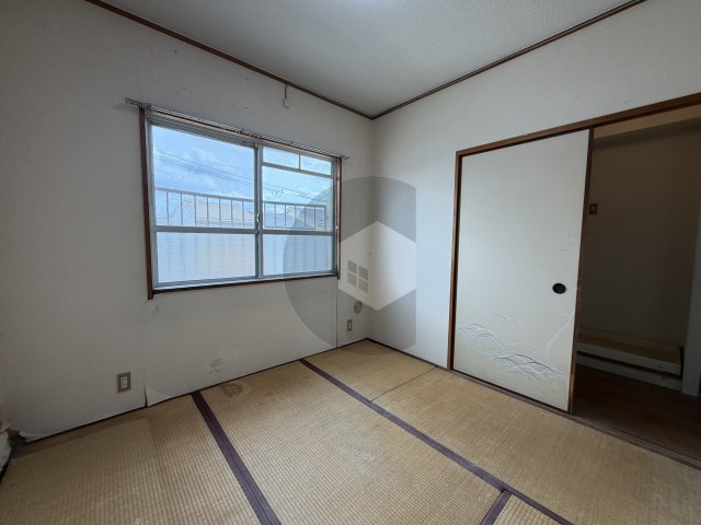 ハイツタカハシの和室