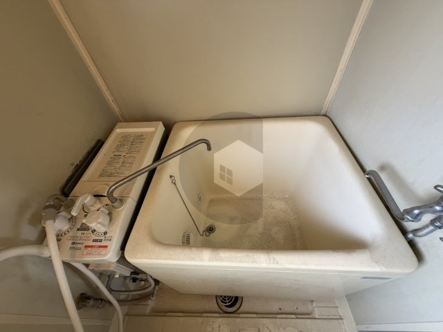 ハイツタカハシの浴室