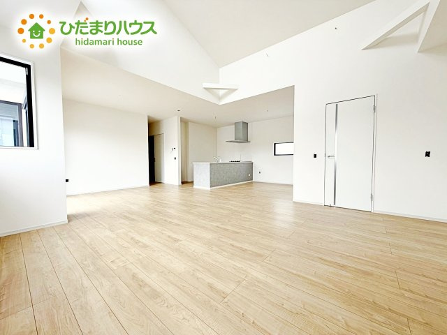 【居間・リビング】 | 水戸市吉沢町5期　新築戸建　3号棟 | 家族団らんの時間も増えそうな、日当たり良好＆くつろぎのLDK