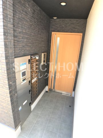 【エントランス】 | リシェス岡崎駅前 | 落ち着いたエントランスです
