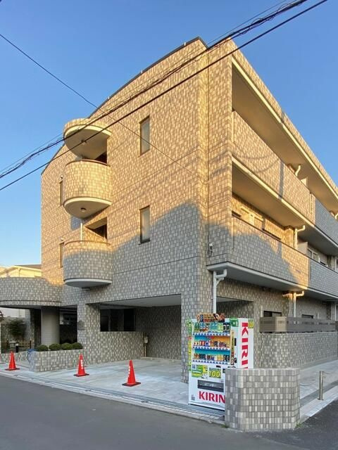 ベラルーサ１１番館の外観