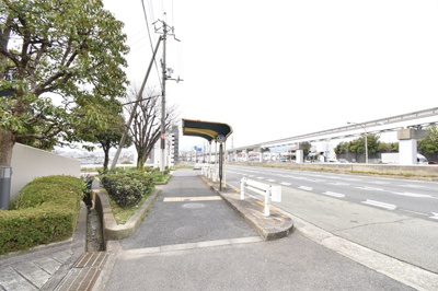 【周辺】 | ロイヤルハイツ千里中央 | こちらの物件近くの教育施設や、スーパー・公園など、物件周辺の住環境を併せてご案内させて頂きます。ぜひ、現地での暮らしをイメージなさって下さい！