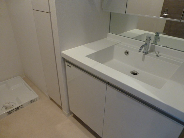 新品家具付きマンション東中延6(KaGood東京)の独立洗面台
