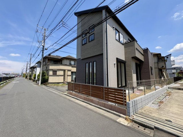 戸建 小平市花小金井５丁目の前面道路含む現地写真