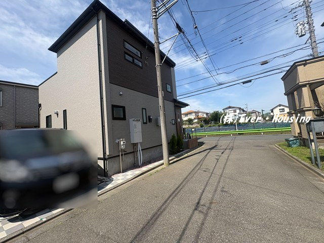 戸建 小平市花小金井５丁目の前面道路含む現地写真