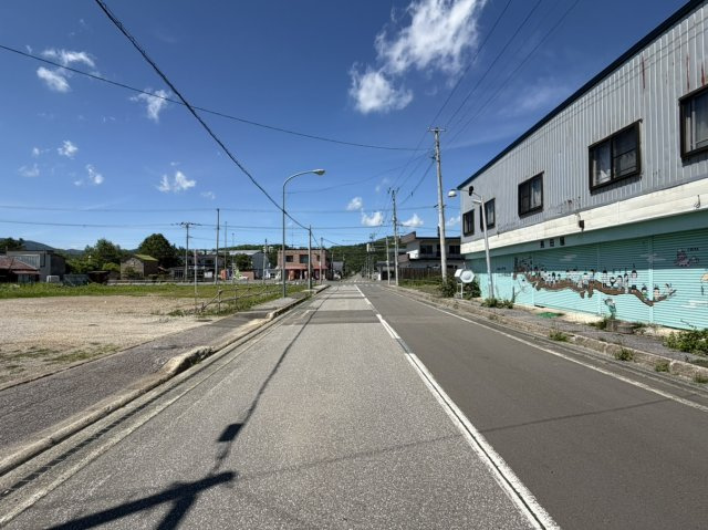 【前面道路含む現地写真】の画像