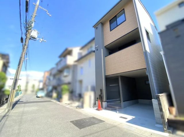 【新築戸建】長岡京市神足神田「長岡天神駅」2SLDKの前面道路含む現地写真
