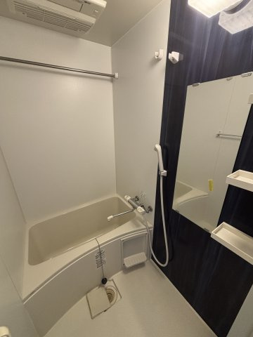 Ｍ－ＲＥＳＩＤＥＮＣＥ新大阪Ｇａｒｄｅｎの浴室