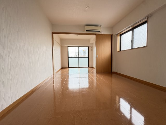  ウイング赤坂　舞鶴小学校区の居間・リビング|ウイング赤坂