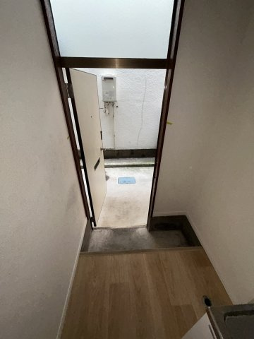 リノスタイル草加の玄関
