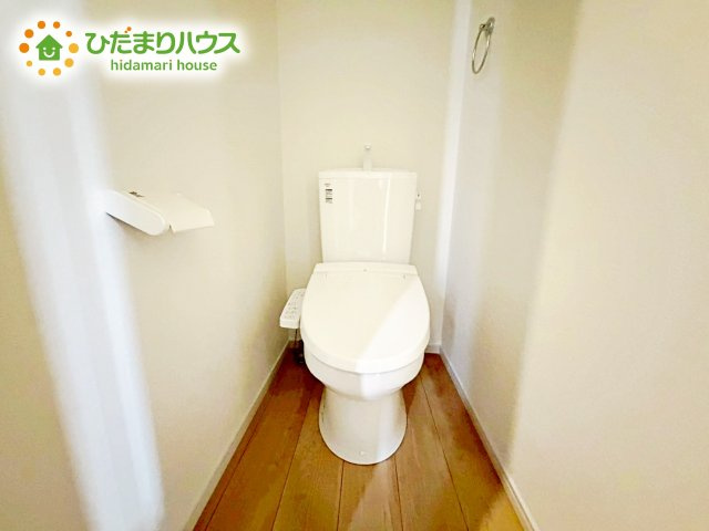 【独立洗面台】 | 水戸市赤塚1期　新築戸建　1号棟 | 三面鏡は自分では見えにくいところまで見ることができるので、身だしなみを整える際などにはとても便利です(*^^*)