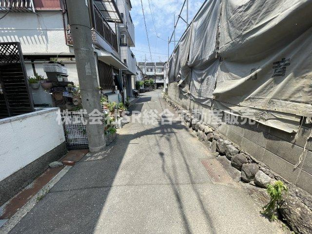 六万寺町3丁目中古戸建の前面道路含む現地写真|前面道路含む現地写真です