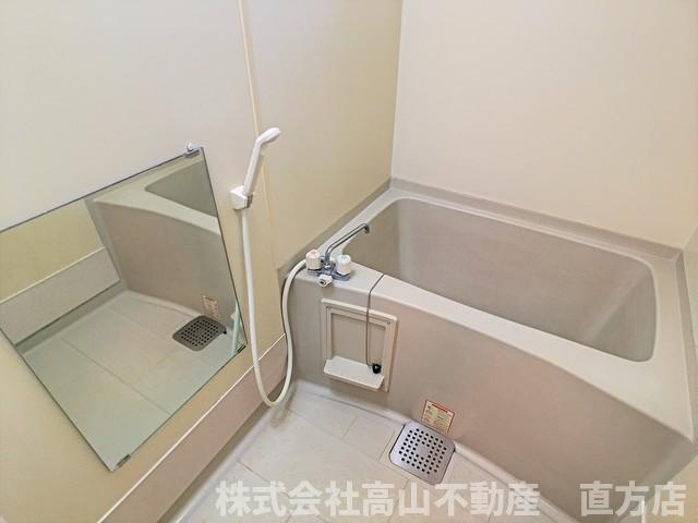 直方市大字知古のアパートの浴室