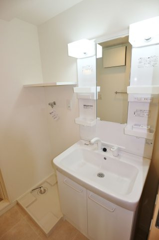 ルッシェ渡辺通　 春吉小学校区の洗面所|ルッシェ渡辺通