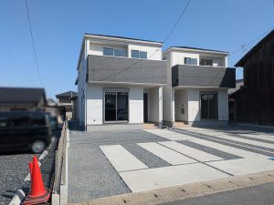 栗東市手原4丁目　新築戸建の外観