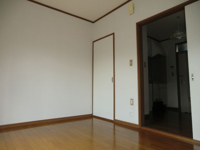 ルーミー高砂Ⅱの寝室