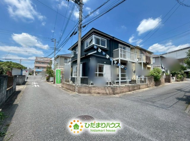 白岡市西１期　中古一戸建ての前面道路含む現地写真