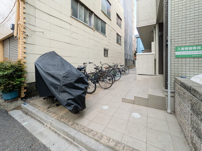 アピテ・K 千束のエントランス