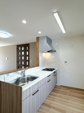 リフォーム済中古戸建　大垣市東前　平成3年築のキッチン